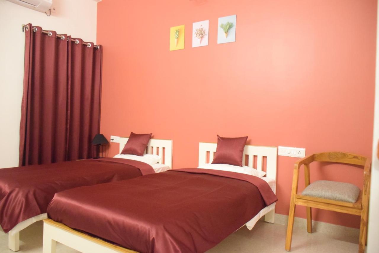 The Autumn Leaves Bhopal Bed & Breakfast Exterior foto