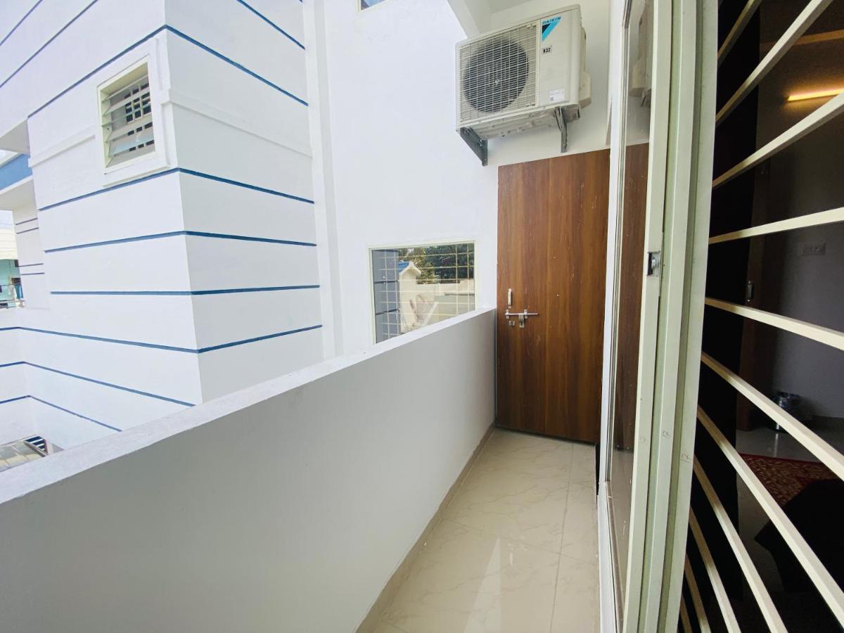The Autumn Leaves Bhopal Bed & Breakfast Exterior foto