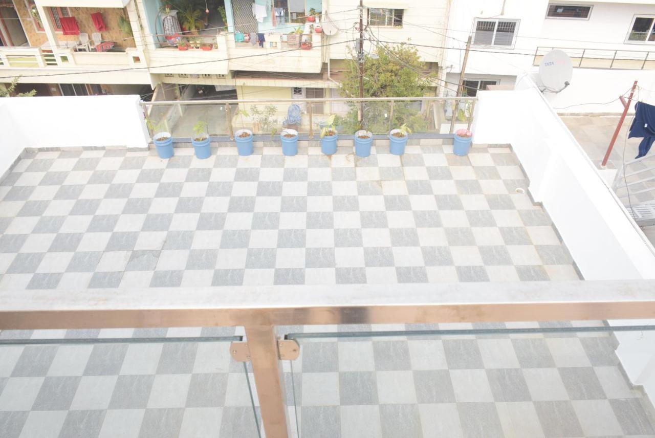 The Autumn Leaves Bhopal Bed & Breakfast Exterior foto