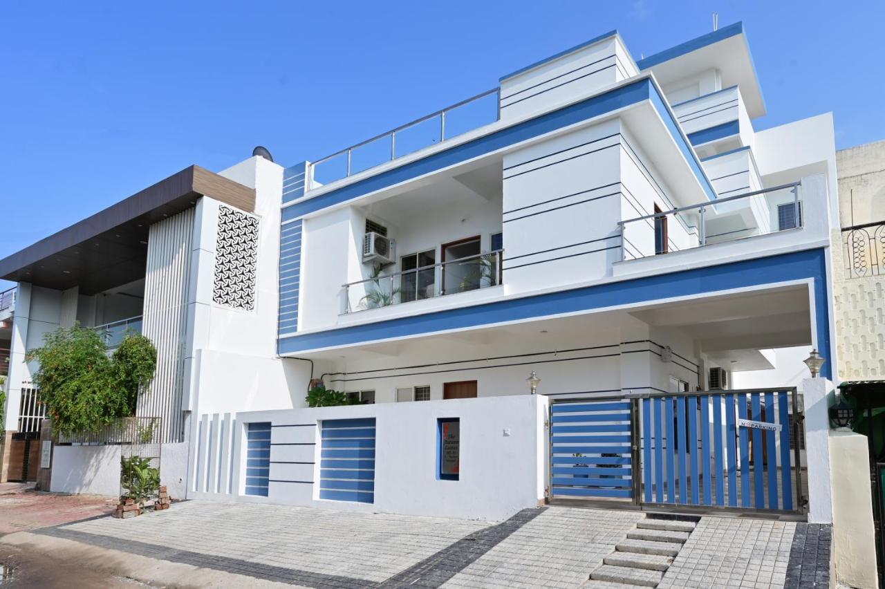 The Autumn Leaves Bhopal Bed & Breakfast Exterior foto