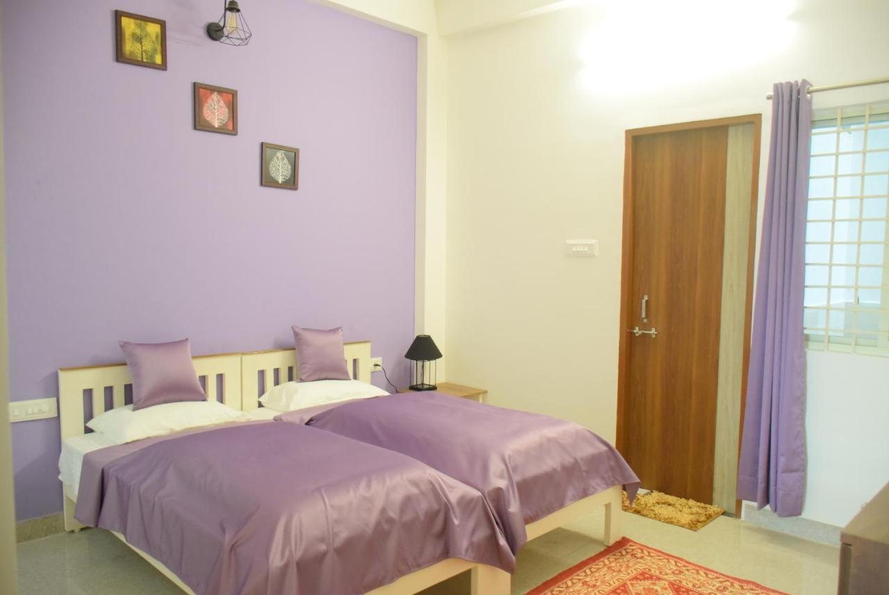 The Autumn Leaves Bhopal Bed & Breakfast Exterior foto